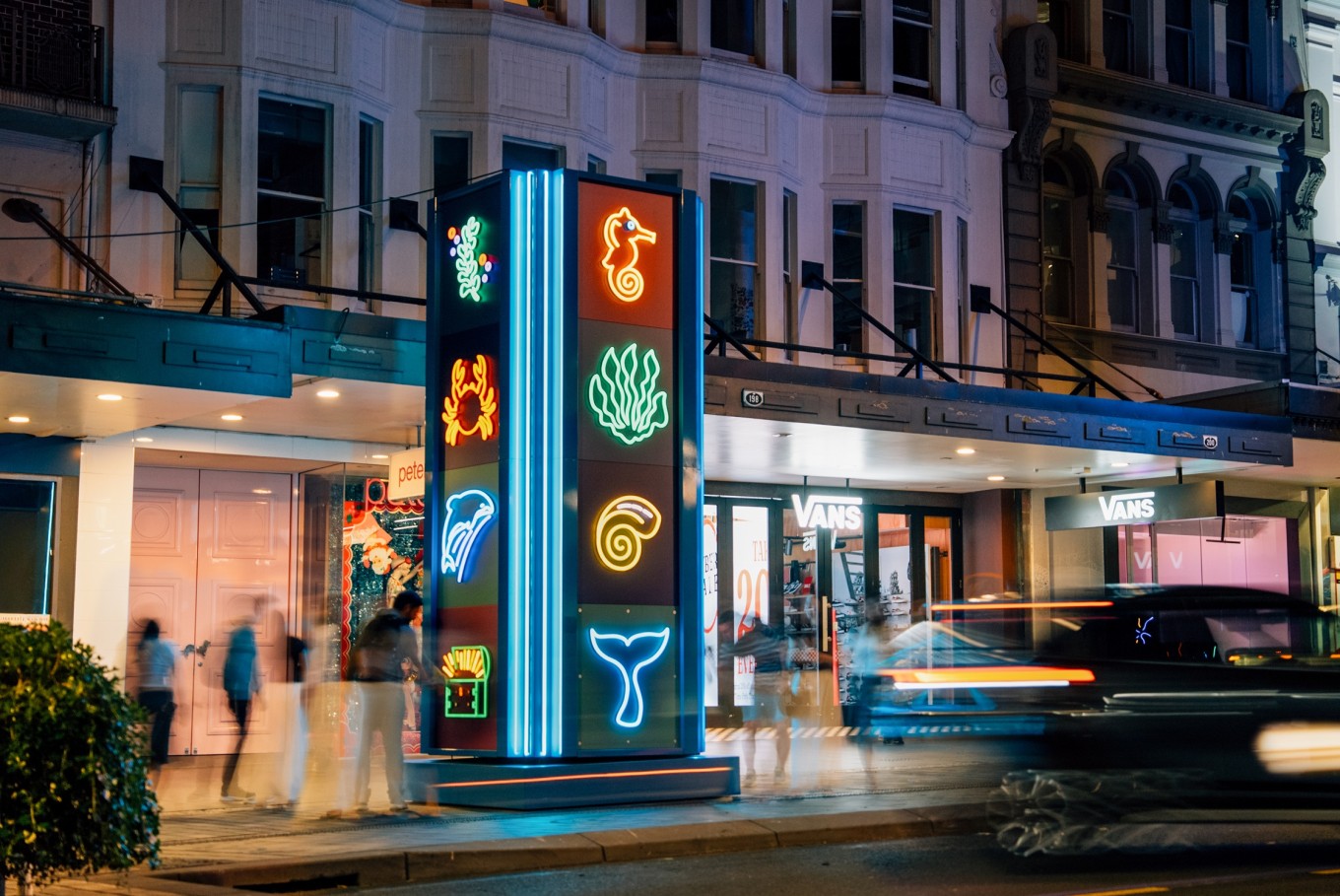 A Christmas themed pillar on Queen St. 