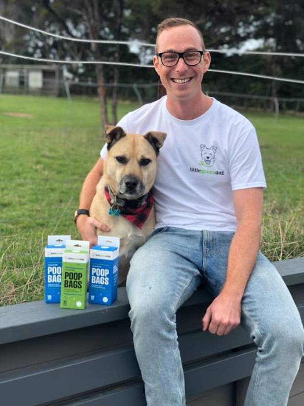 Council introduces alternative dog poo bags on Waiheke Island (1)