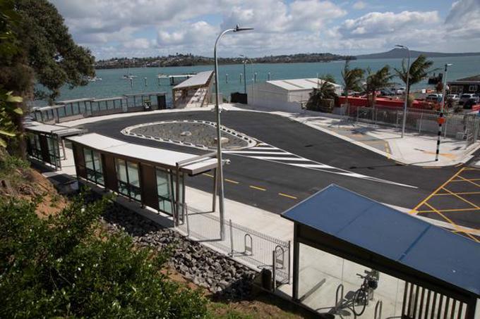 Half Moon Bay bus interchange opens (1)