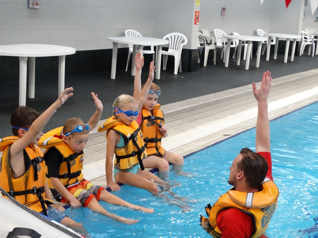 Lifejackets and life lessons for Onehunga children (1)