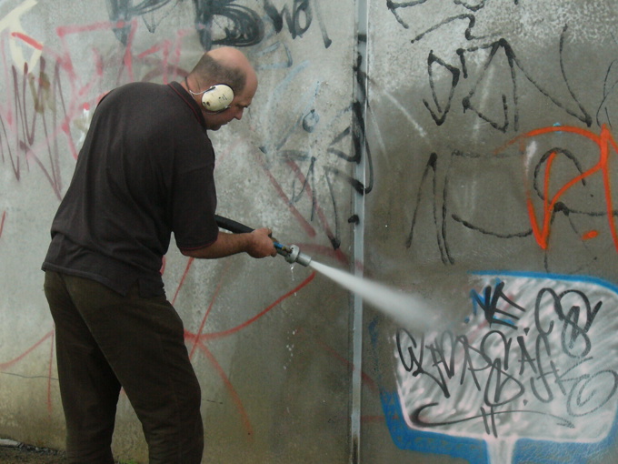 Graffiti free week (1)