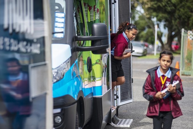 Mobile Libraries Mayor Visit 4.jpg