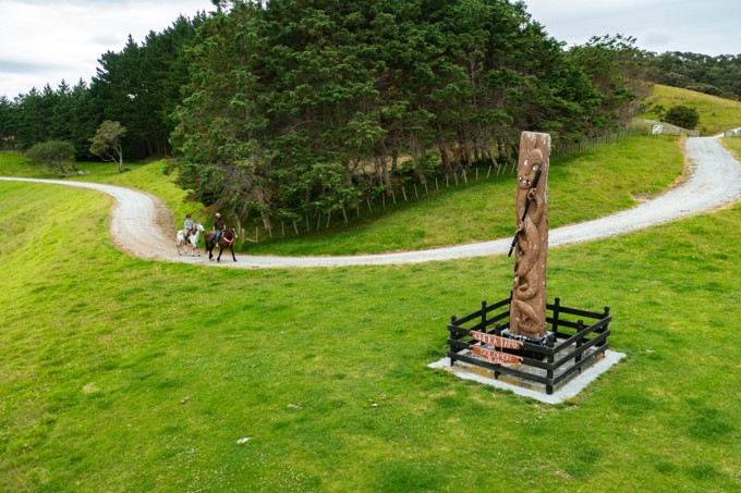 Atiu Creek Image 2