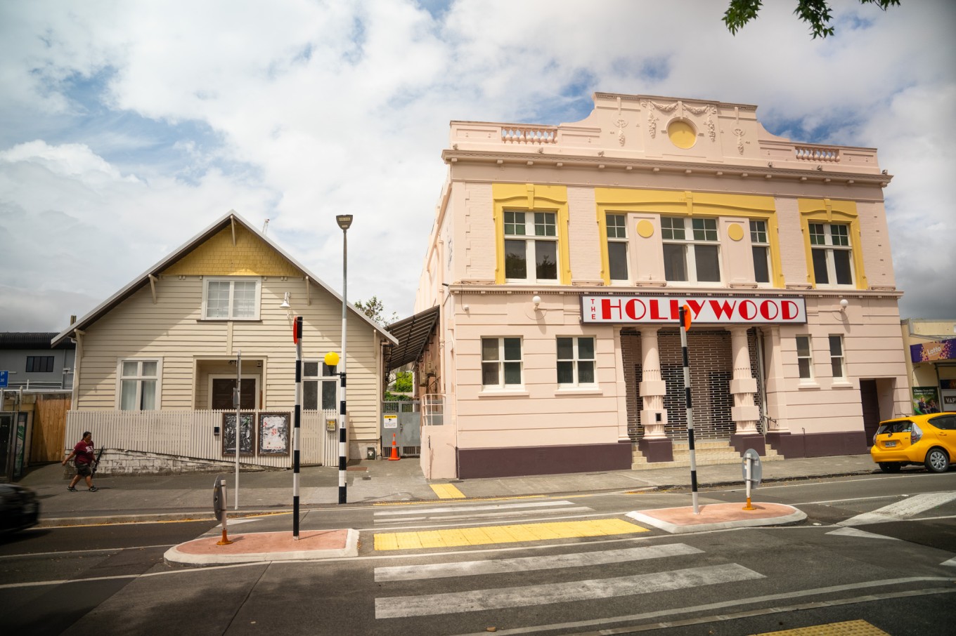The front side of the Hollywood theatre.