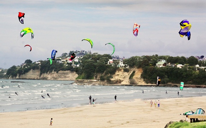 Spotlightneighbourhoodhibiscusbays1