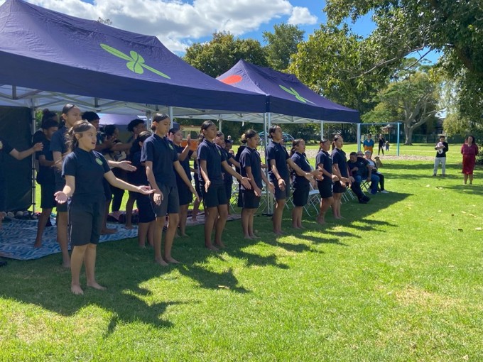 Kids Doing Kapa Haka