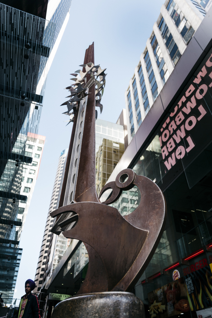Te Waka Taumata o Horotiu (Resting Waka), 2008, Fred Graham