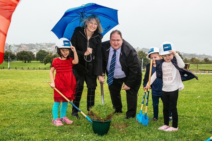 Making a splash in Pakuranga and Stanmore Bay 03