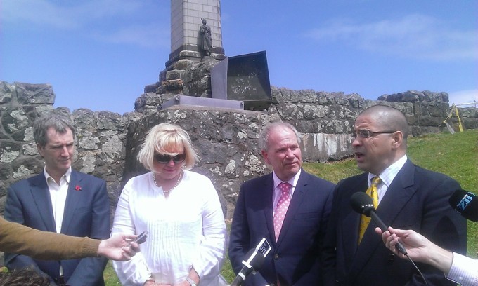 Maungakiekie/One Tree Hill planting symbol of new Auckland 2