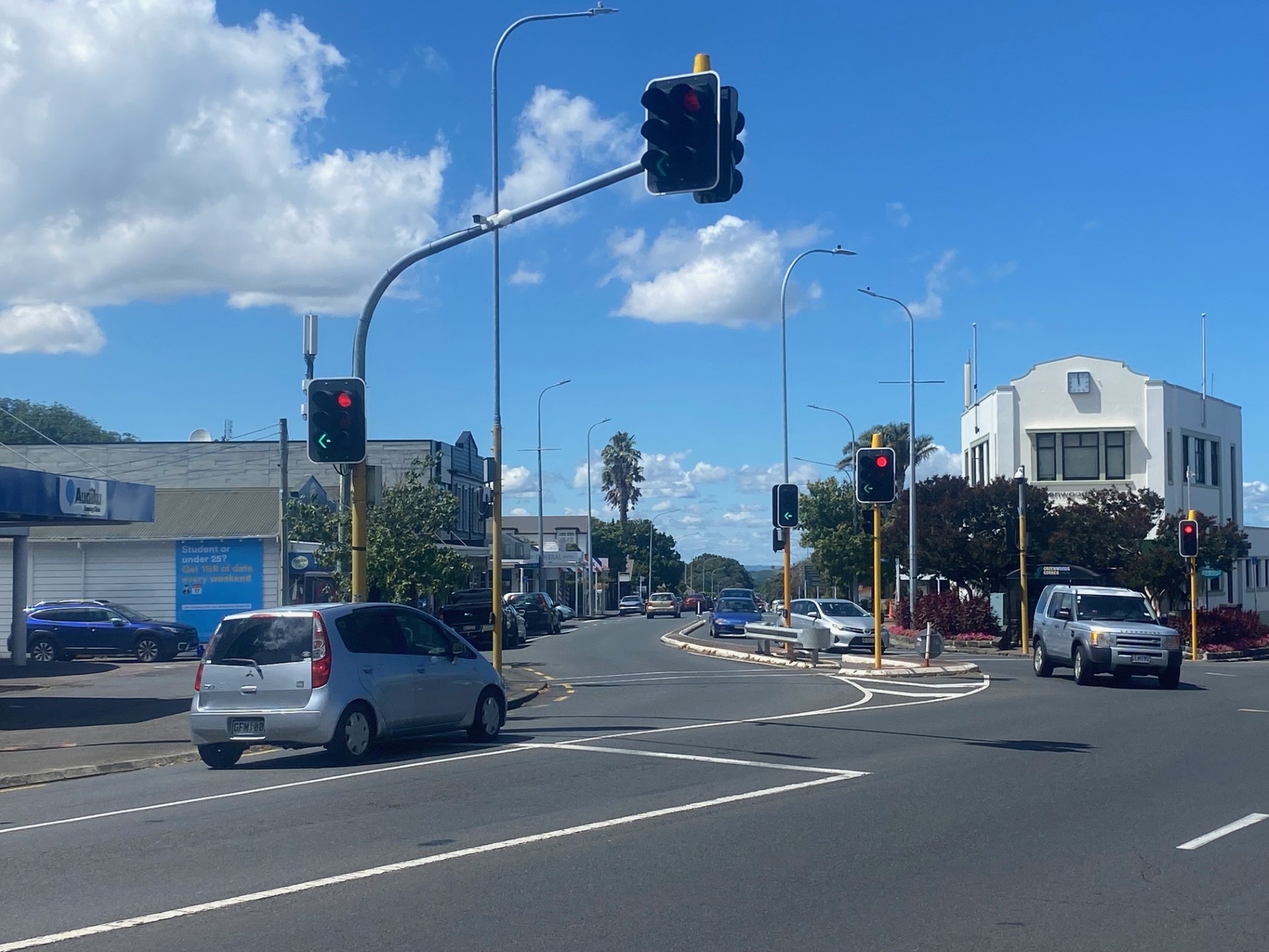 Greenwoods Corner traffic lights.