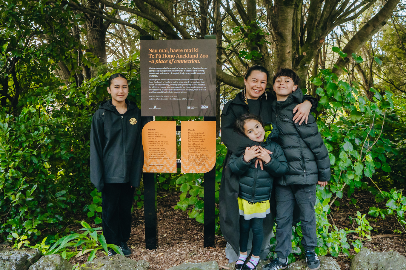 A whānau at Auckland Zoo. 