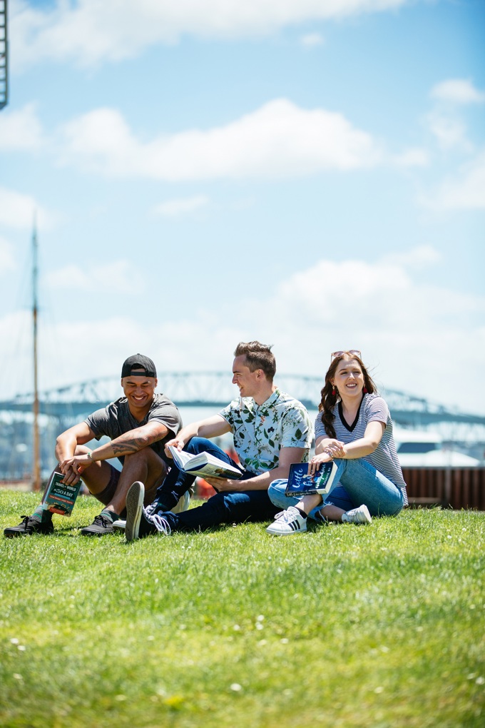 The Great Summer Read 1 - Photo Credit Auckland Council.jpg (1)