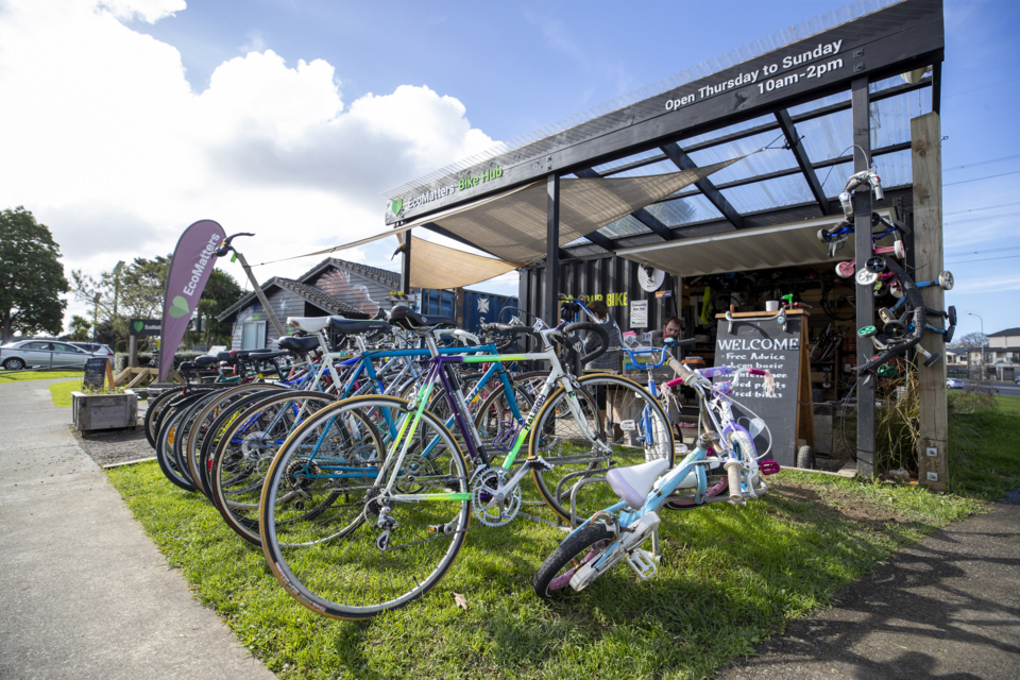 Bike hub New Lynn
