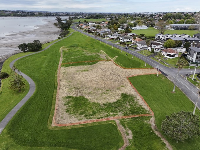 The laydown area along Dunkirk Rd has now been removed