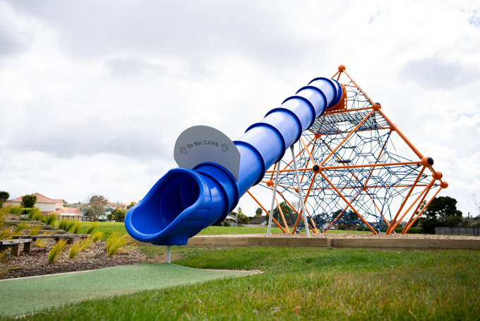 Analong Park Playground