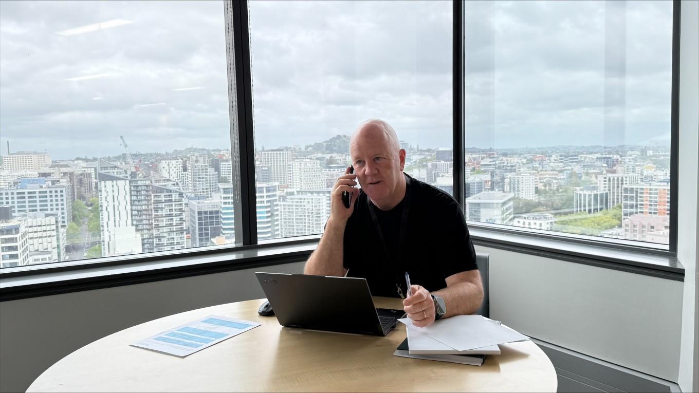 Phil Wilson calling the new Mayor. 