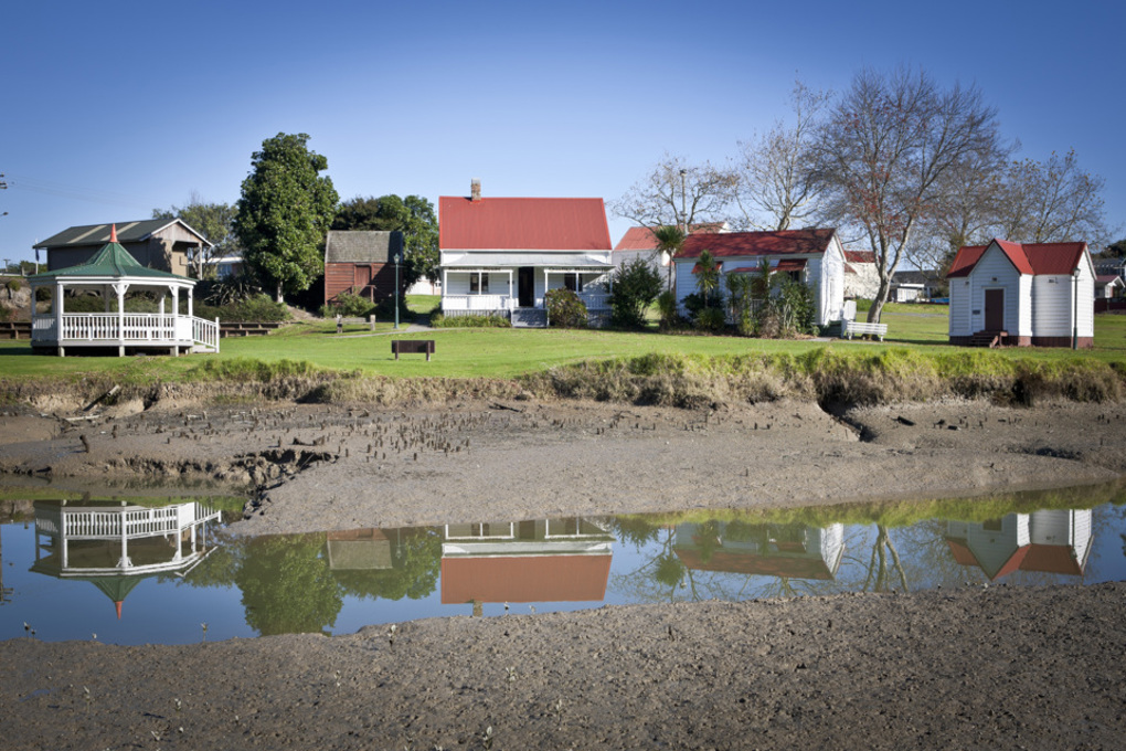 FLB Grants Waiuku