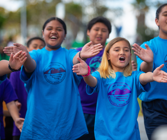 Kids doing kapa haka