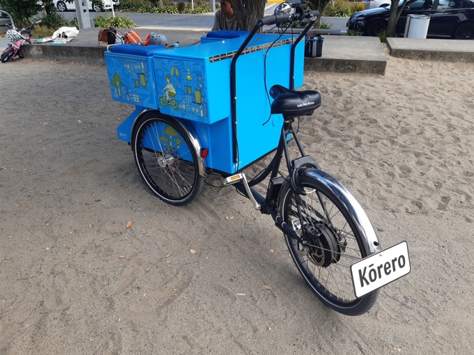 Korero Bike bringing libraries into the community