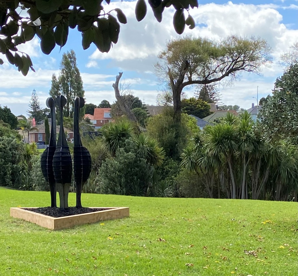Maybury Reserve Pou