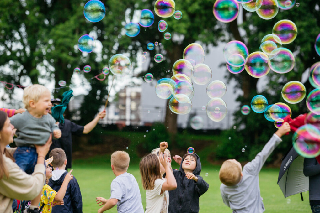 Bubble Fun At Three Kings Reserve (1)