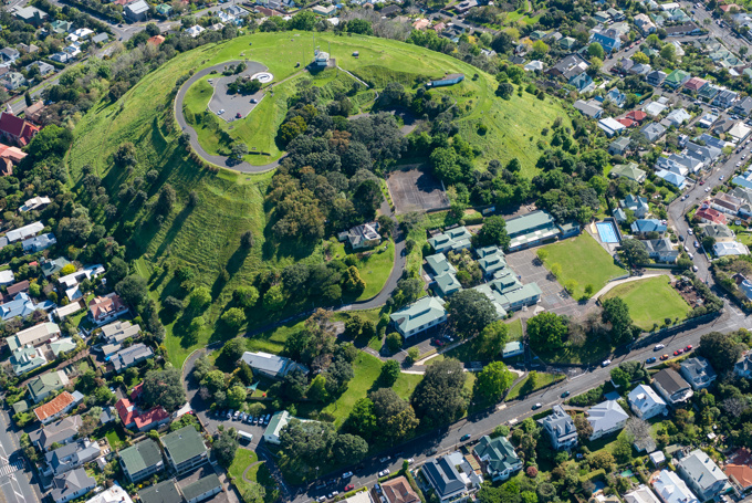 Takarunga / Mt Victoria summit vehicle-free from March