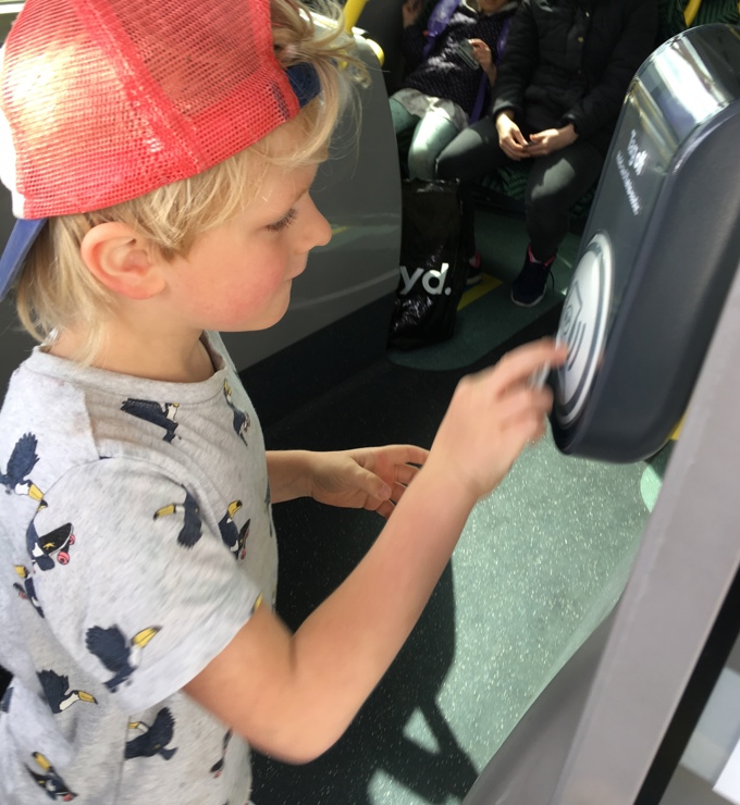 43EF7E15 92CE 406B A12C 53DB7874200E