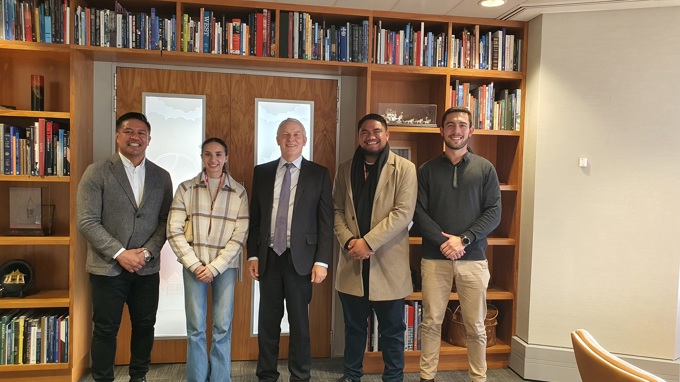 Tuia Vist Mayor And Mentors