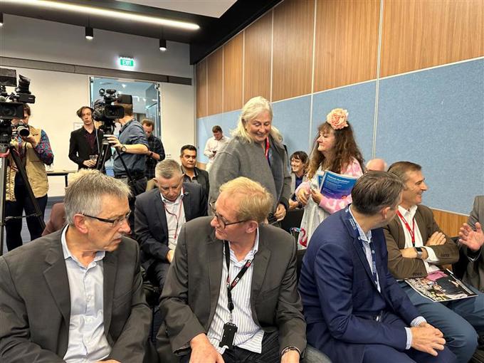 D4cfe4f5 1935 4E51 97Dc 0B5536032be7