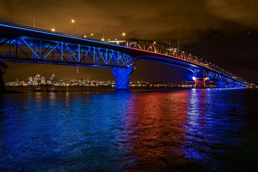 Waitangi Vector Lights 4