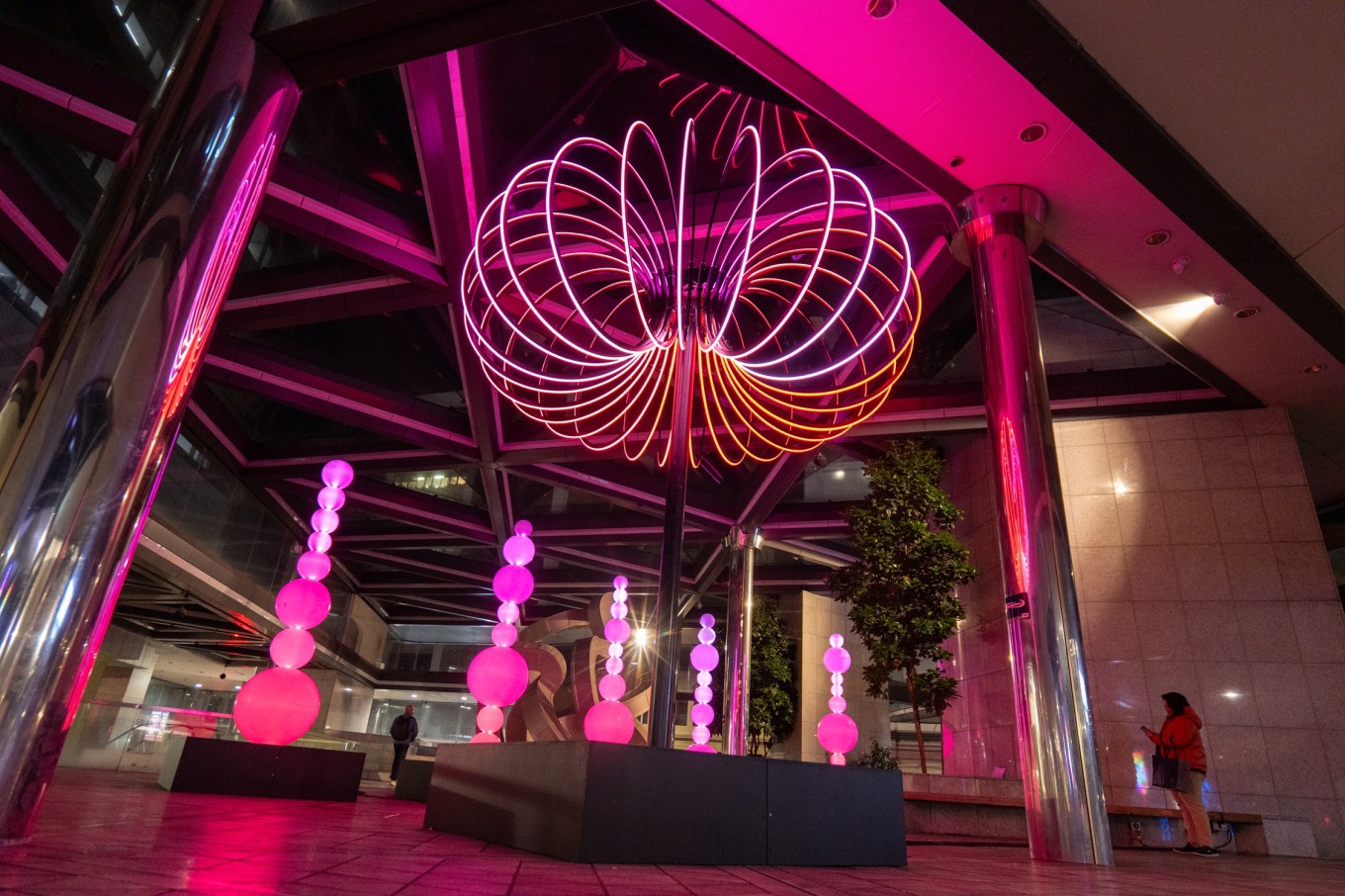 Light show on Federal St.