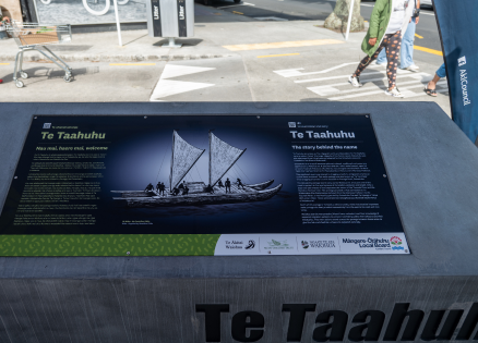 Te Tauhuhu. 