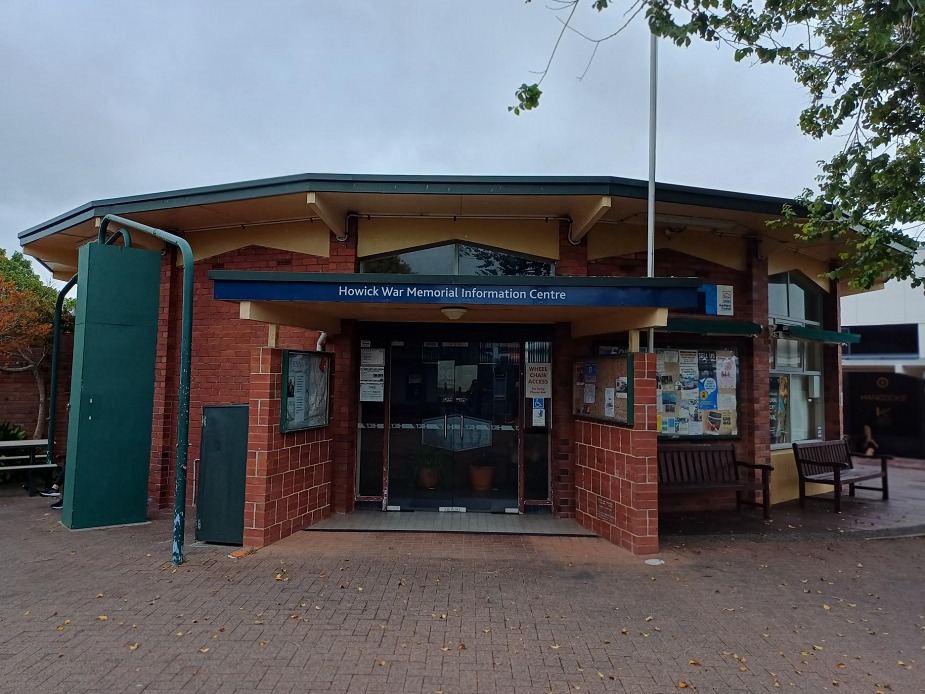 Howick War Memorial Hall.