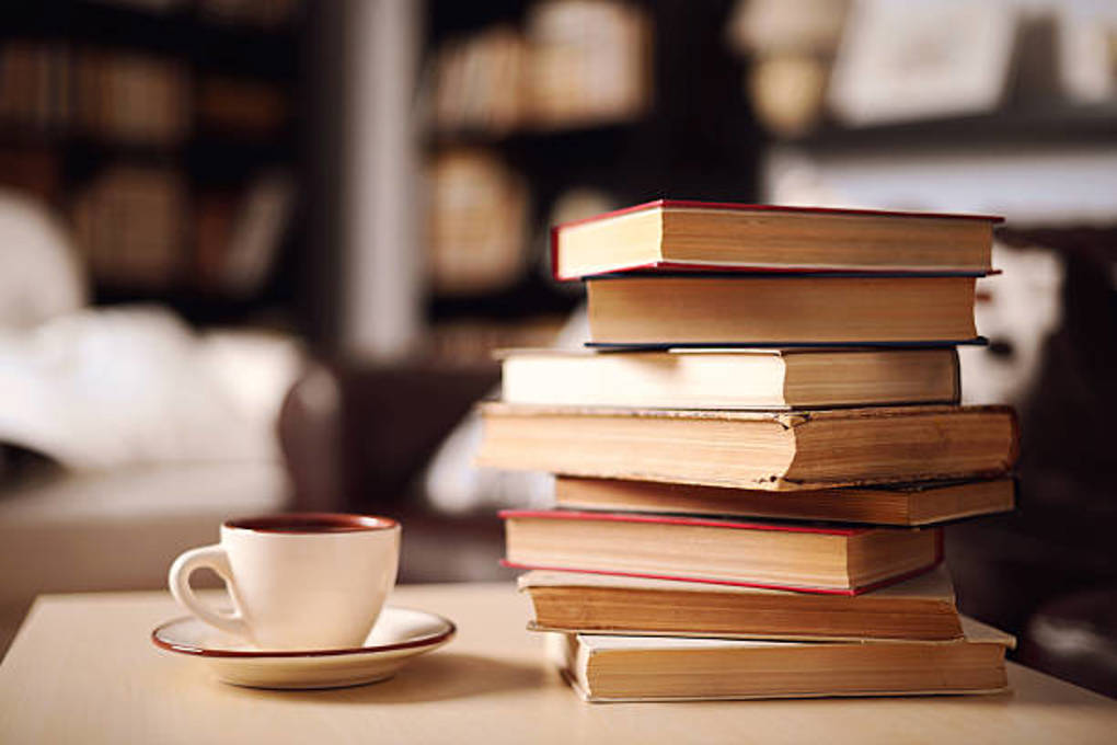 Book Chat Photo_dqaxalan.jpg