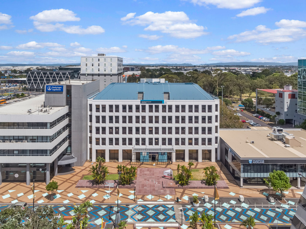 4 Osterley Way 08