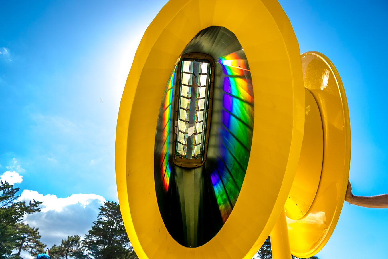 The rainbow machine generating light by sunshine to make a rainbow. 