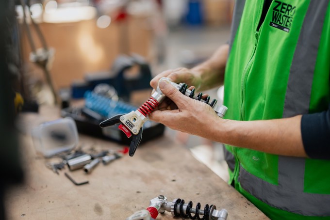 Artist Trash Image 2