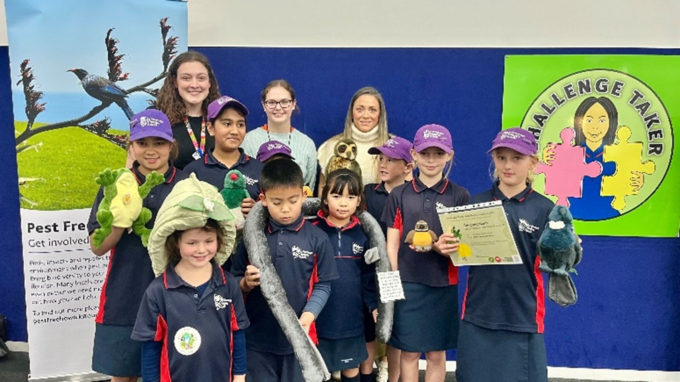 Pakuranga Heights students and teachers.