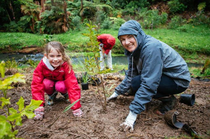 AE Outcome 5_Tree planting_38-346627