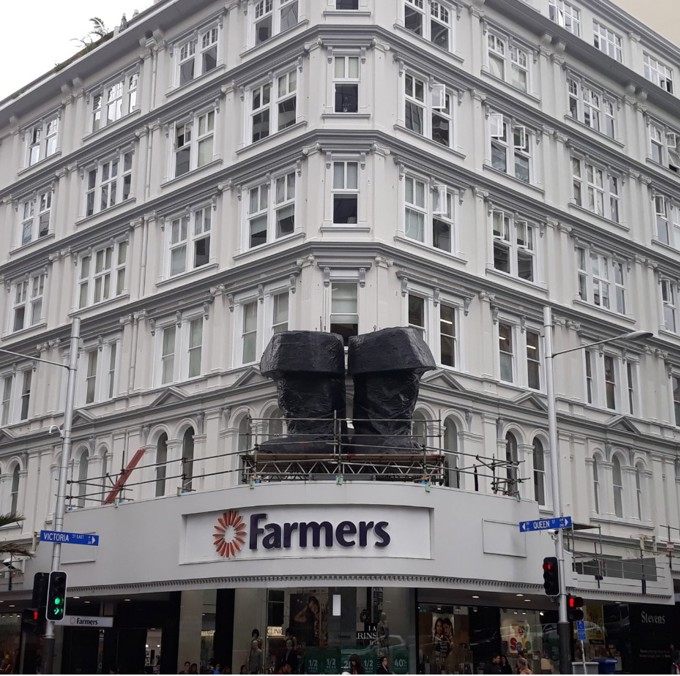 Waving farewell to Santa (3)