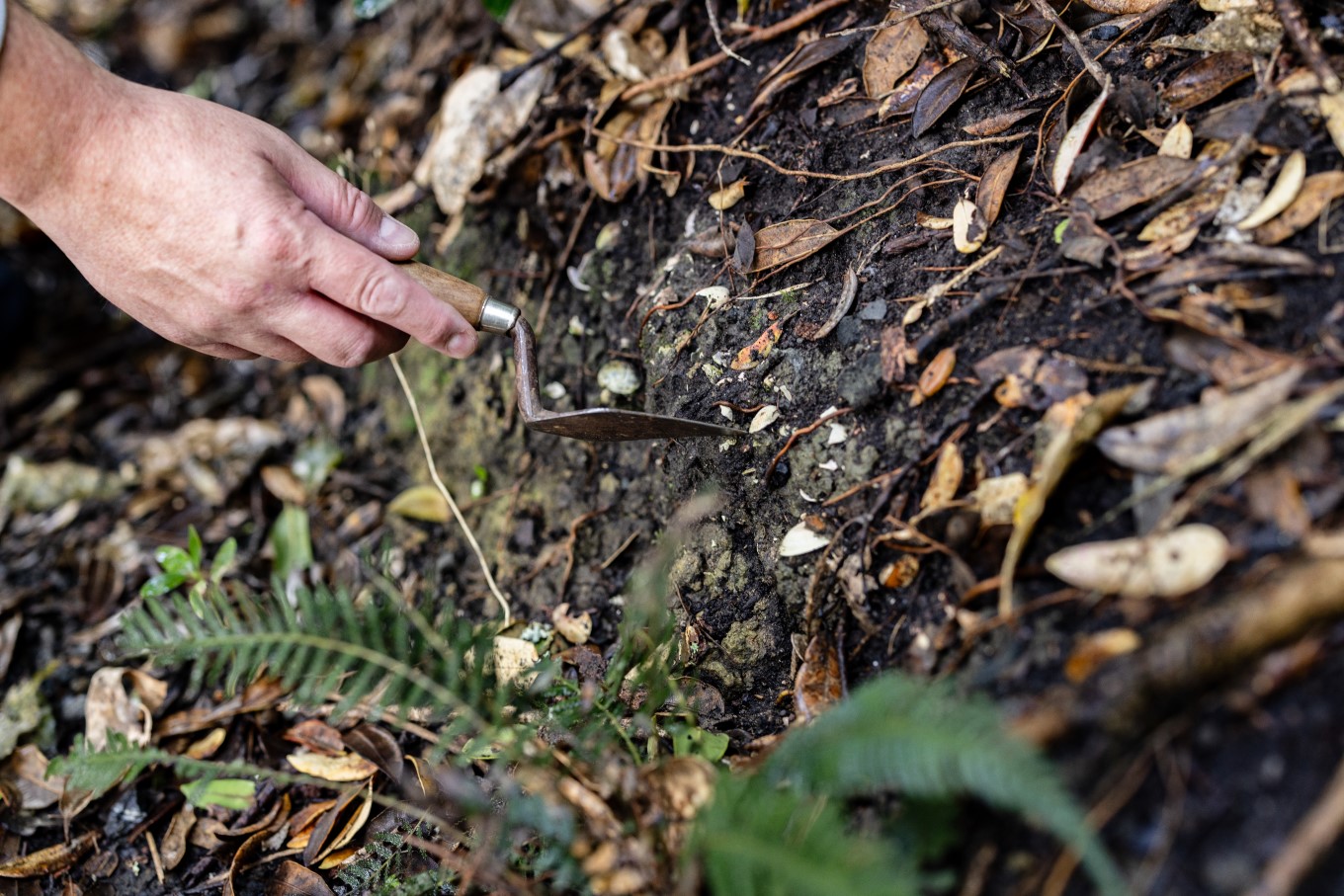 Mallows still has his WHS trowel from his first excavation in the UK.