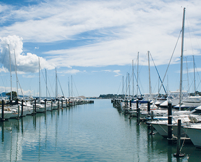 New pontoon for Half Moon Bay