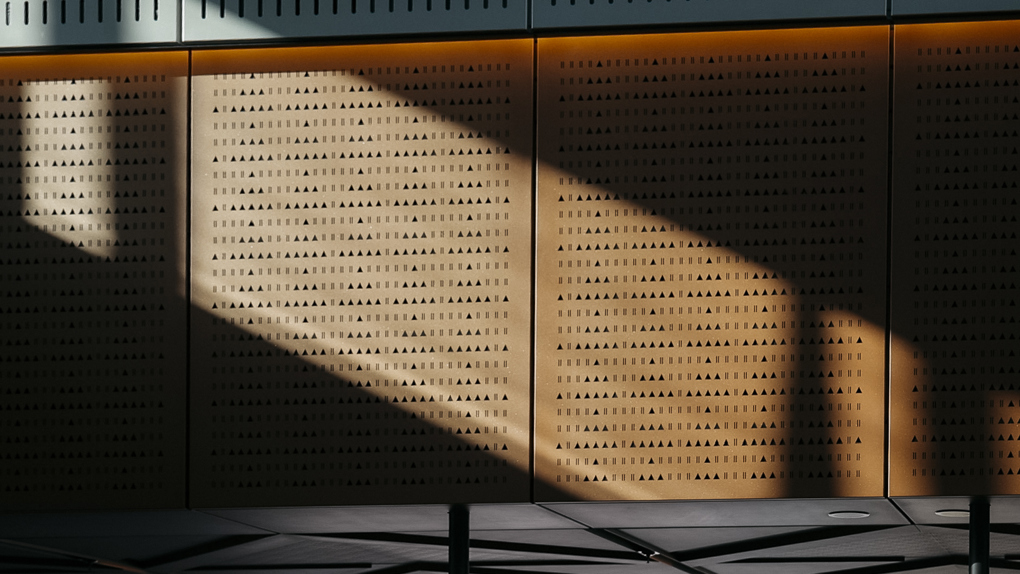 Traditional Māori pattern on the wall of the Maungawhau / Mt Eden Station