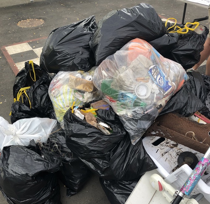 Youngsters take Tidy Kiwi pledge (1)