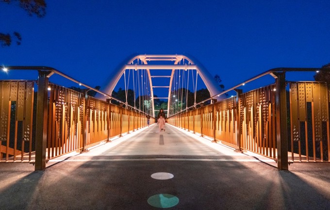 White lighting on Panmure Bridge