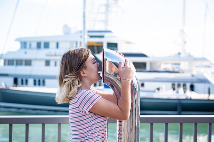 Waterfront Kids 0554 Sounds Of The Sea Girl