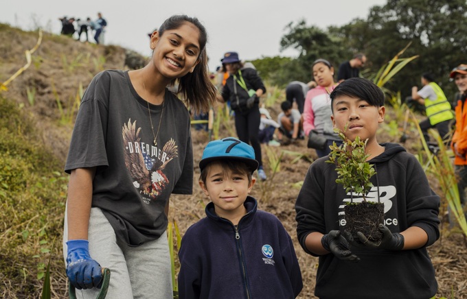 Community in spades for Maunga winter planting season