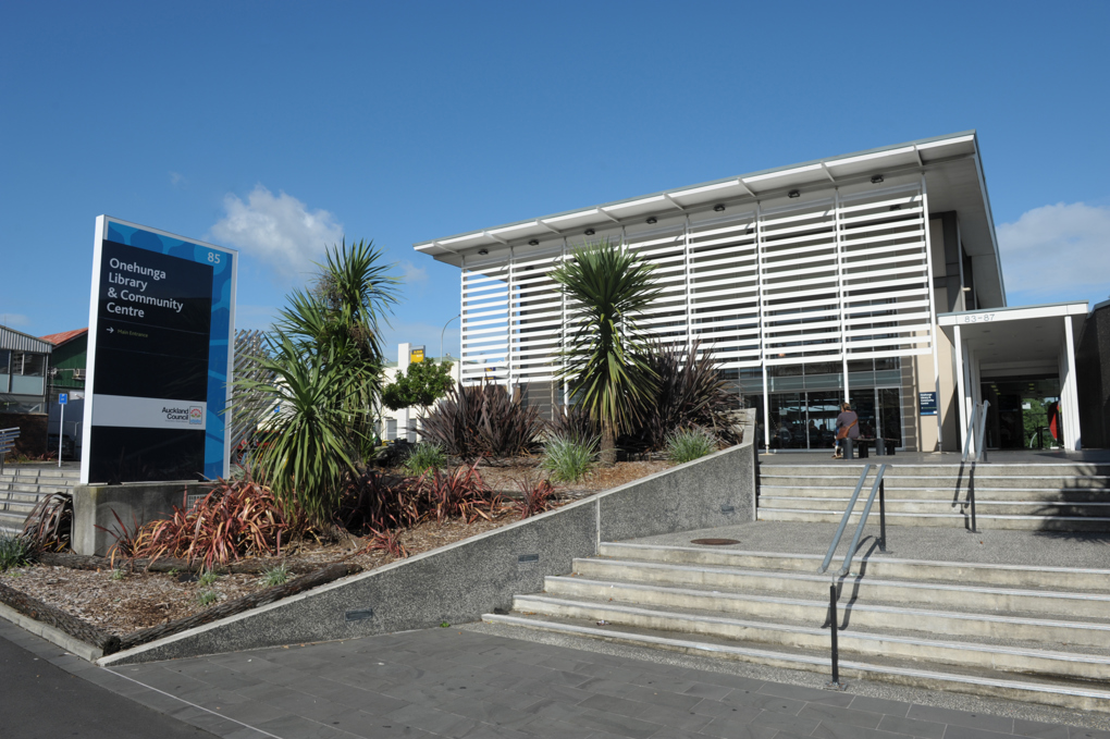 Free period products in Tāmaki Makaurau Auckland Council Facilities 4