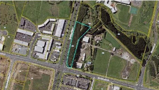 Howick Local Board endorses plan to quit 303 Te Irirangi Drive