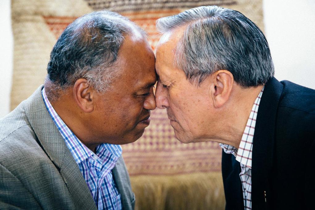 Maori Hongi Richard Ngahi And Bobbie Newson (Te Waka Angamua)
